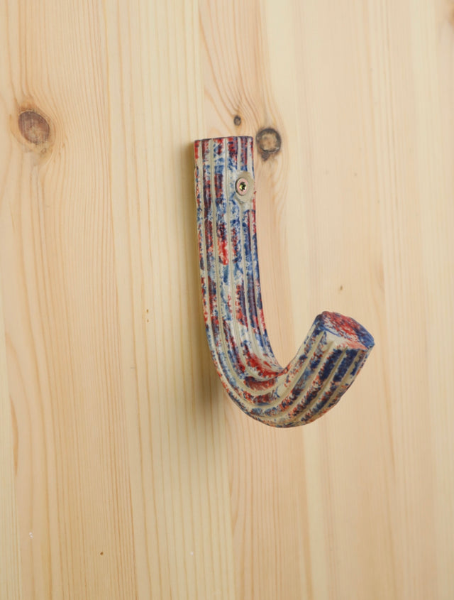 "Blue & red pattern" Extruded hanger