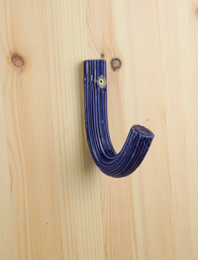 "BLUE" Extruded hanger