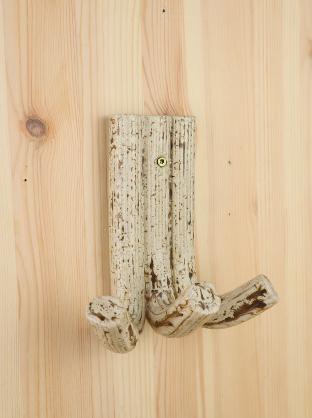 "Stone" Triple Extruded hanger