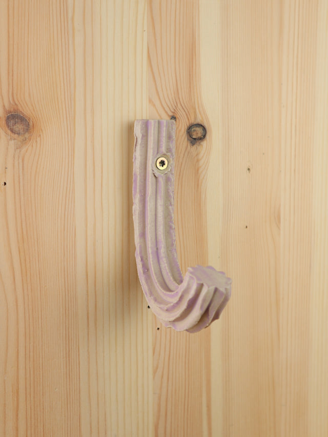 "Misty lavender" Extruded hanger