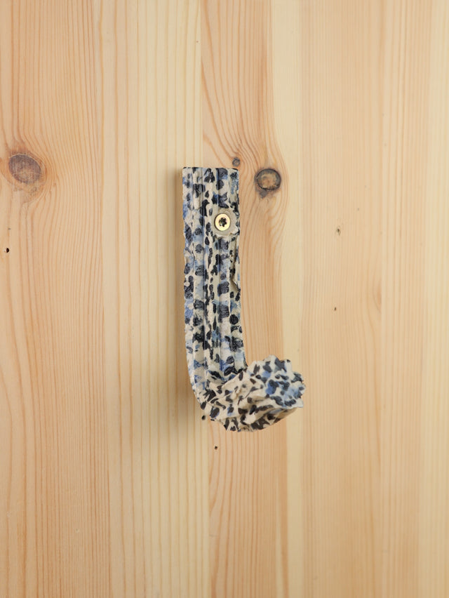 "Black & blue dots" Extruded hanger