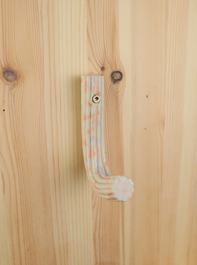 "Pink and blue" Extruded hanger