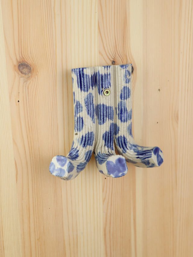 Triple "blues"  Extruded hanger