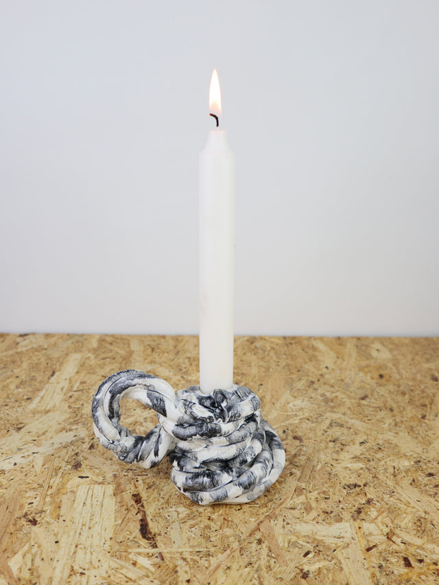 Extruded candle holder- milk & licorice drip - nr.03