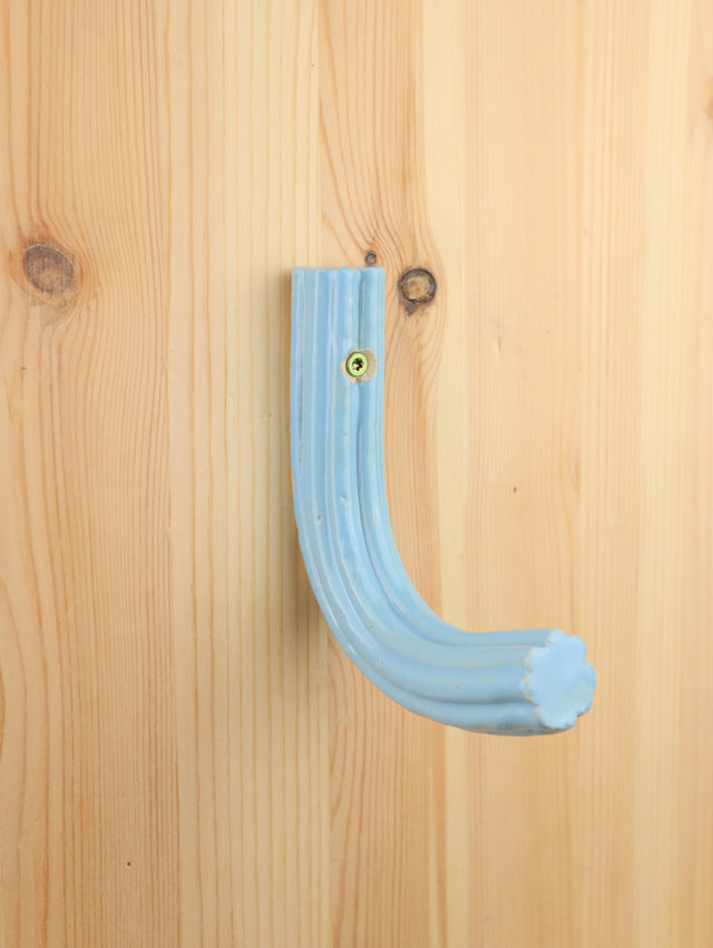 "Light blue" Extruded hanger