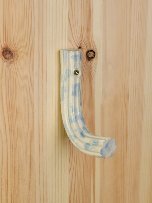 "Light blue drip" Extruded hanger