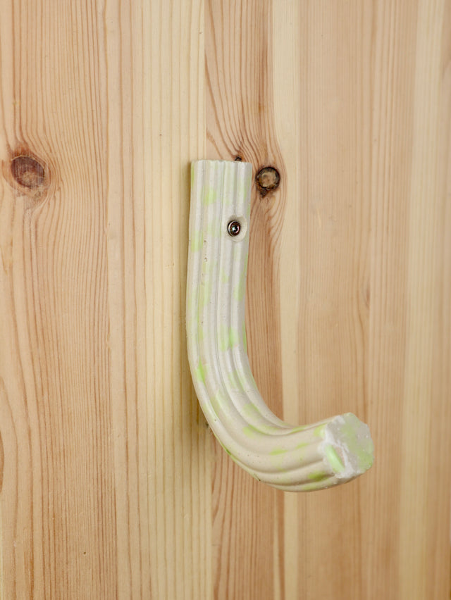 "Green drip" Extruded hanger
