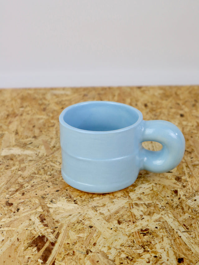 Dialog cup in light blue