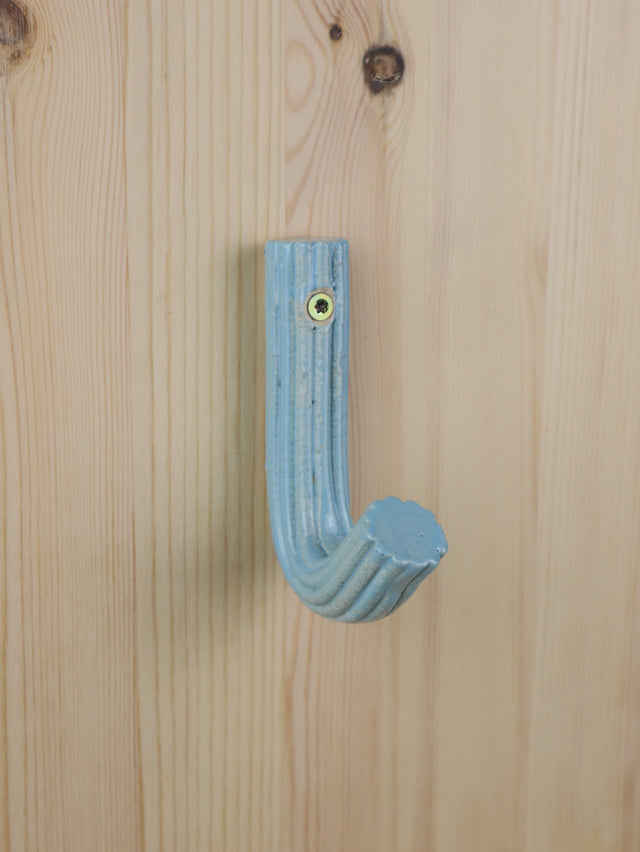 "Baby blue" Extruded hanger